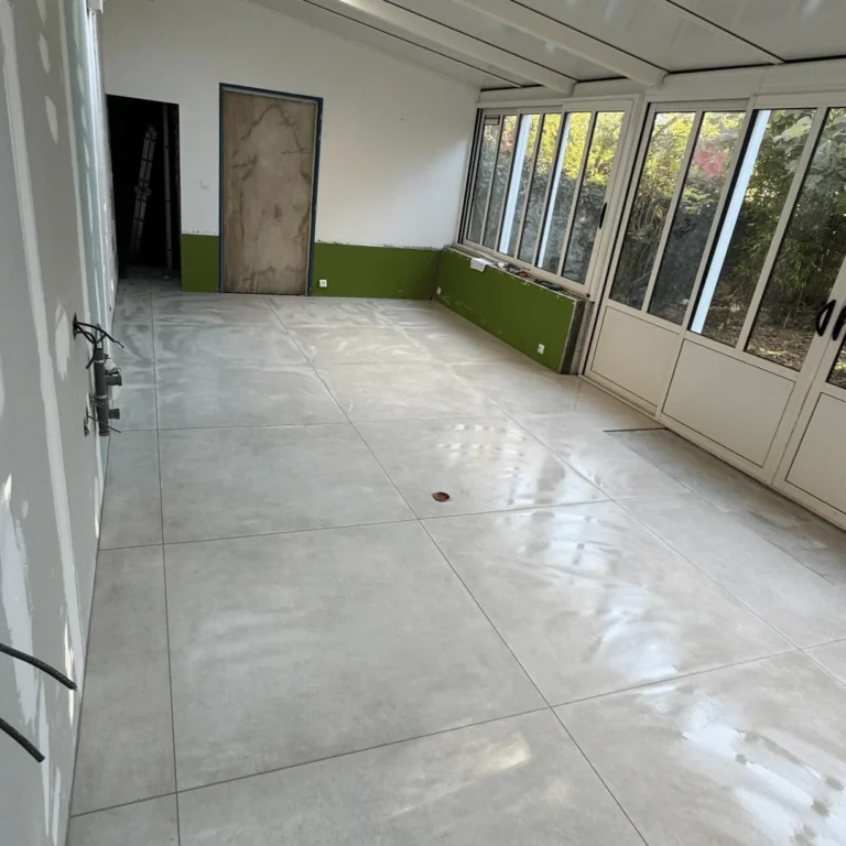 Carrelage grand format veranda termine – carreleur Châteauroux