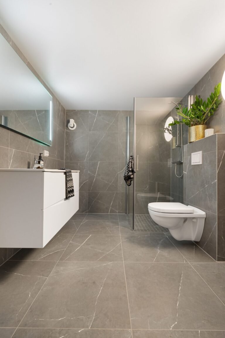 Carrelage salle de bain scaled – carreleur Châteauroux